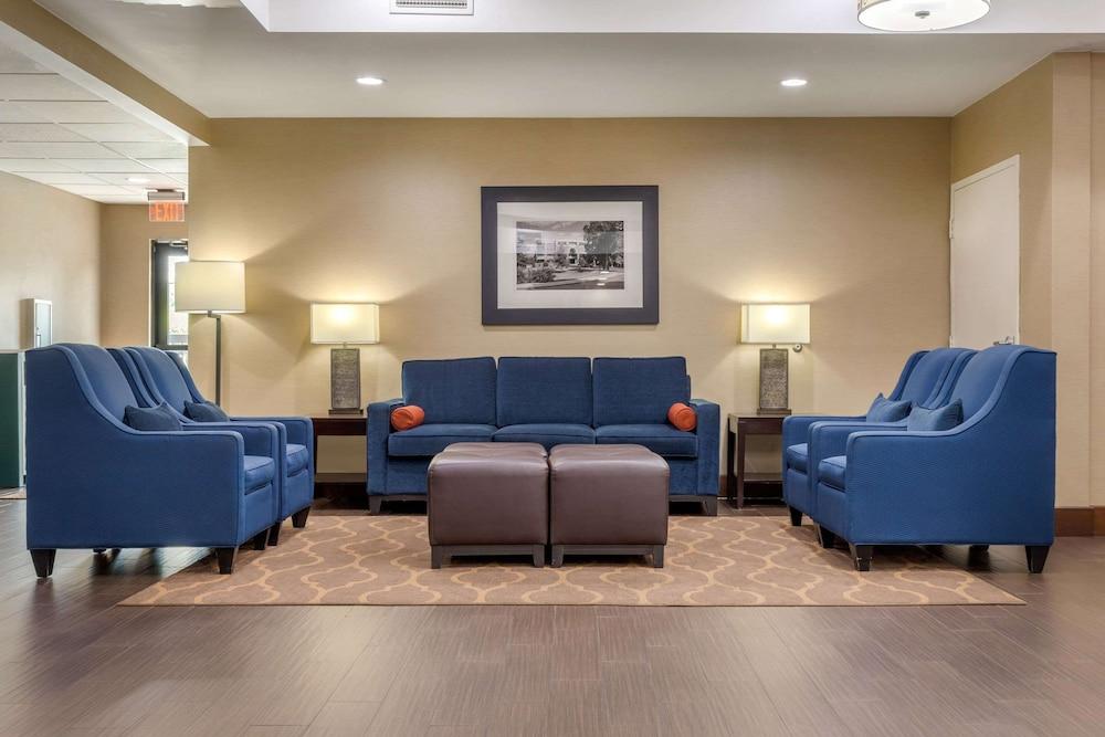 Comfort Suites Johnson City Near University Exterior foto